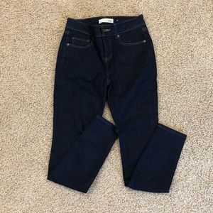 LOFT petite skinny jeans. Size 25 or 0 petite.
